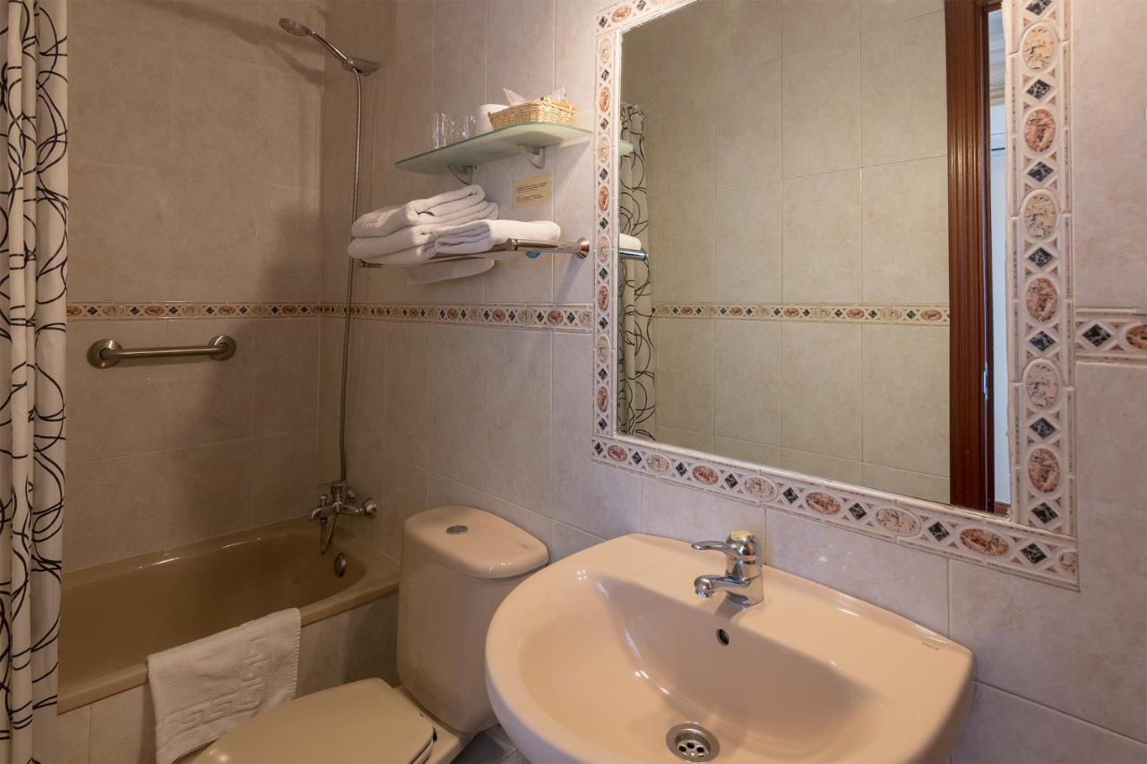 Hostal Santillan Madrid Ngoại thất bức ảnh